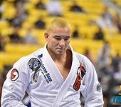 Rodrigo Medeiros.